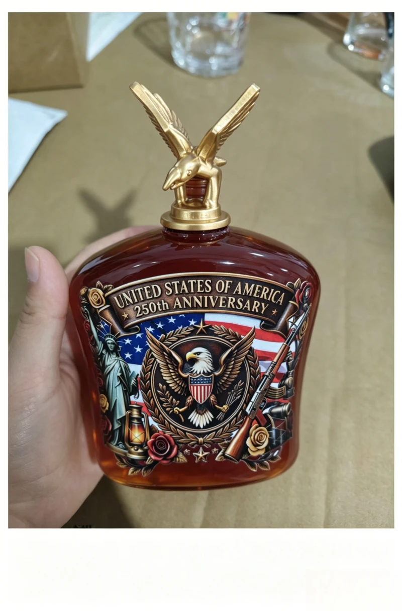 Decanter per Whiskey Vintage A - Vintage Collectible Liquor Bottles recensione e prezzo