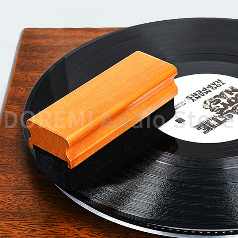 Spazzola per la pulizia dei di - Vinyl Record Cleaner recensione e prezzo